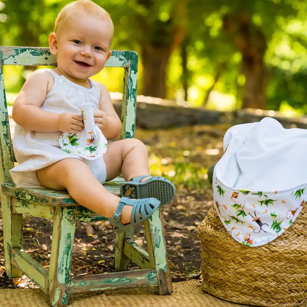 4975-Bavoir-Bandana-Les-Petits-Singes-Et-Les-Bananes-00001.webp