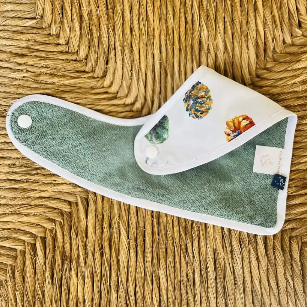 4982-Bavoir-Bandana-Les-Potirons-Vert-00004.webp