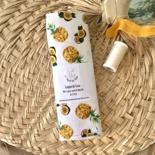 [3121] Coupon de Tissu Coton Oeko Tex - L' Ananas et Le Fruit de La Passion